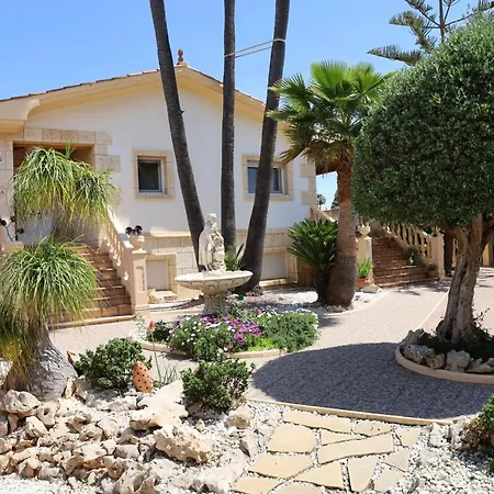 Villa Tres Palmeras En Alfaz Del Pi , Albir, Benidorm L'Alfas del Pi