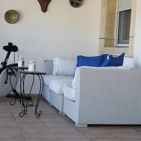 Tres Palmeras En Alfaz Del Pi , Albir, Benidorm * L'Alfas del Pi