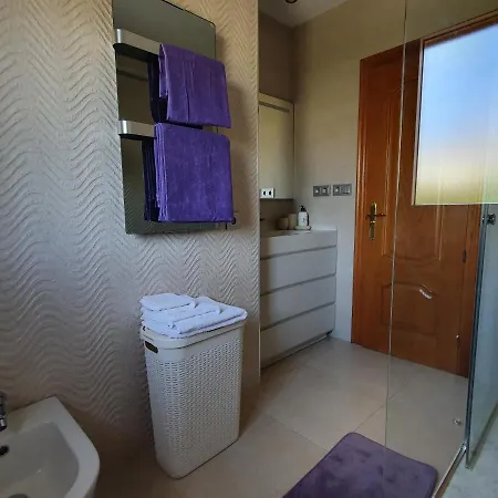 Villa Tres Palmeras En Alfaz Del Pi , Albir, Benidorm